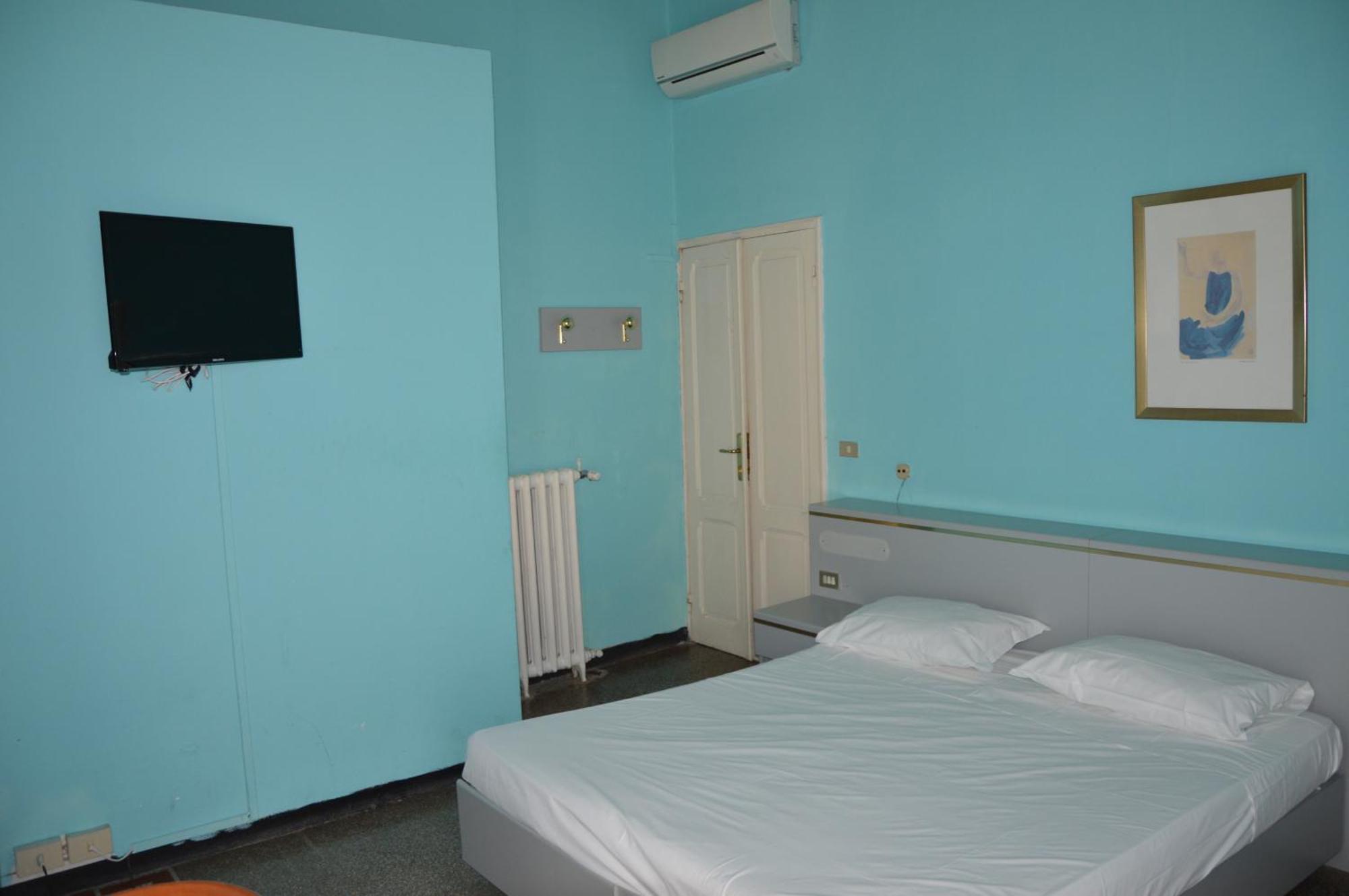 Hotel Doria Chiavari Exterior photo