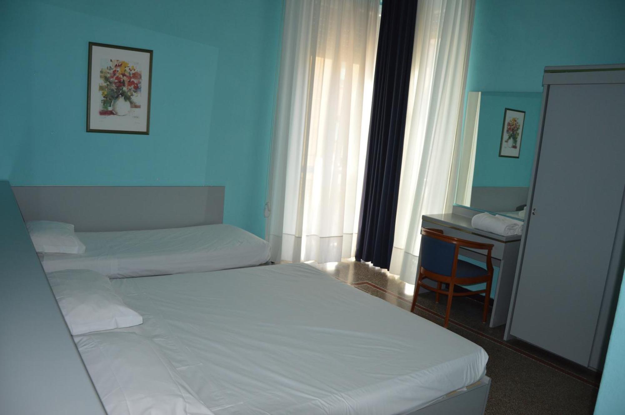 Hotel Doria Chiavari Exterior photo